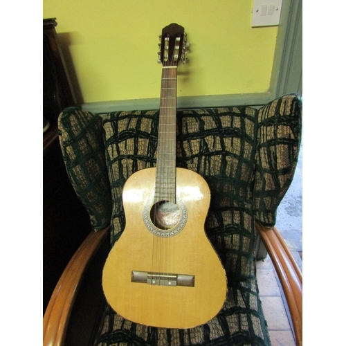 1317 - Primo Six String Guitar Full Size