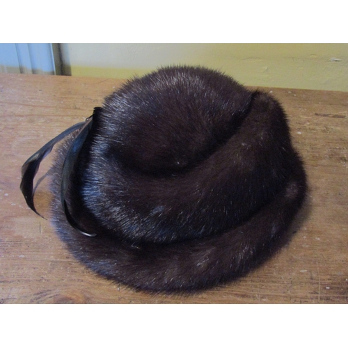 1293 - Barnardo of Dublin Mink Hat of High Quality with Feathers Mint Condition Attractive Design Purchased... 