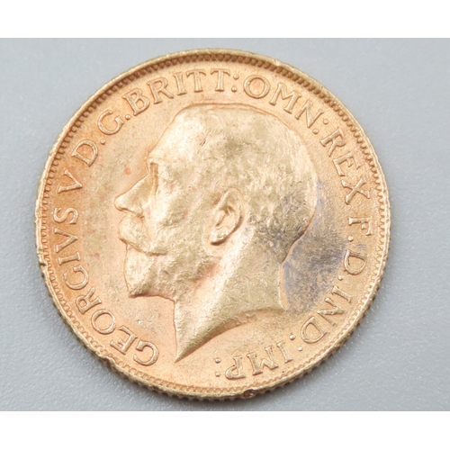 1054 - Full Gold Sovereign King George V Dated 1913