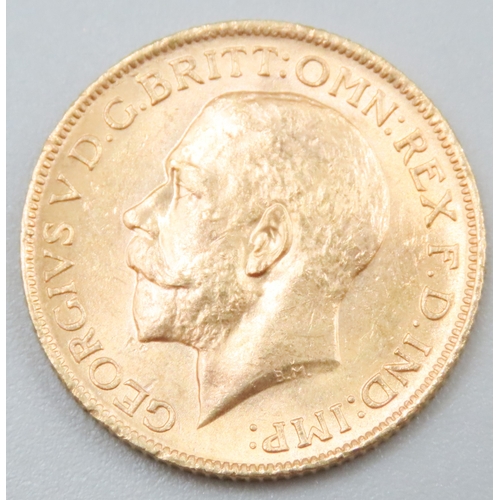 1060 - Full Gold Sovereign King George V  Dated 1912