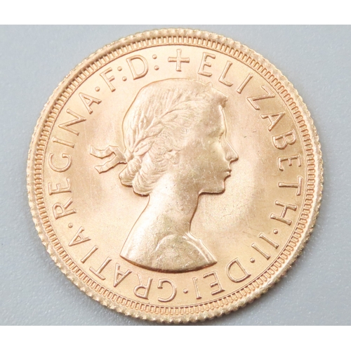 1072 - Full Gold Sovereign Queen Elizabeth II Dated 1967