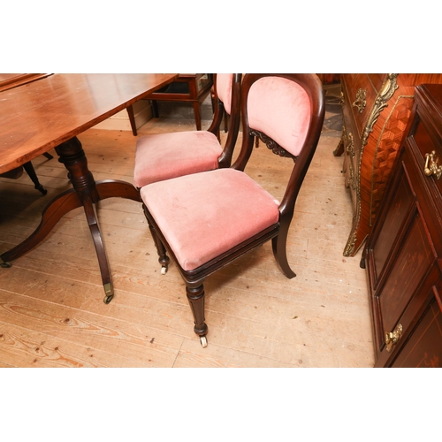 1580 - Set of Six Irish William IV Rosewood Dining Chairs Upholstered Seats Above Turned Supports