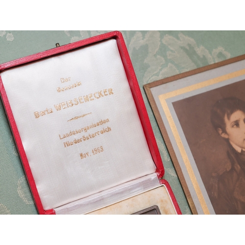 1830 - Bronze Presentation Plaque and Old French Engraving of Bonaparte