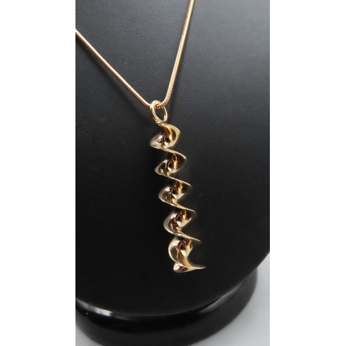 260 - 18 Carat Yellow Gold Irish Spiral Form Pendant 5cm High Set on 18 Carat Yellow Gold Chain 42cm Long ... 