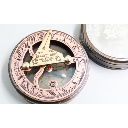 1252 - Hardwood Cased and Glazed Marine Compass