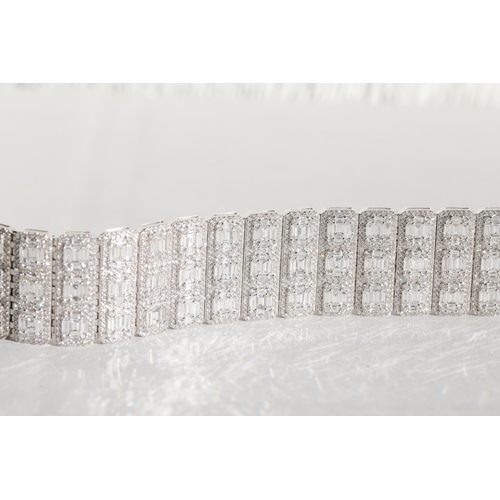 15 - Finely Detailed 18 Carat White Gold Diamond Bracelet Set with Three Hundred and Seventy Five (375) B... 