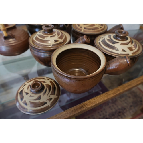 1010 - Set of Six Casserole Pots Fired Earthenware and Fired Earthenware Teapot Seven Pieces in Lot