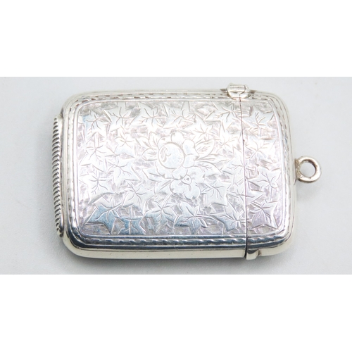 1520 - Silver Vesta Case Attractively Engraved 4cm High x 3cm Wide