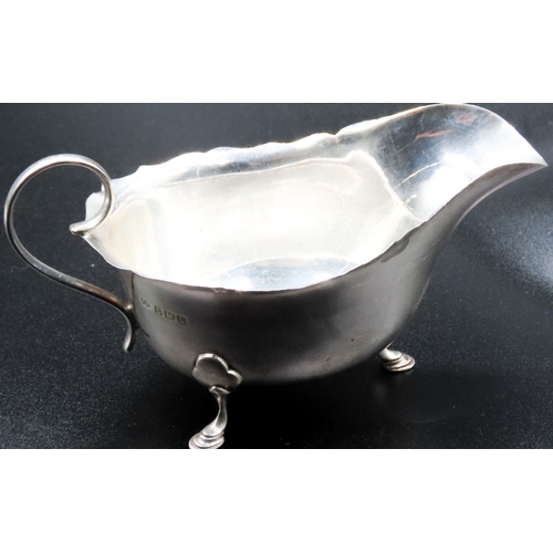 1657 - Silver Sauceboat Flying C Scroll Handle