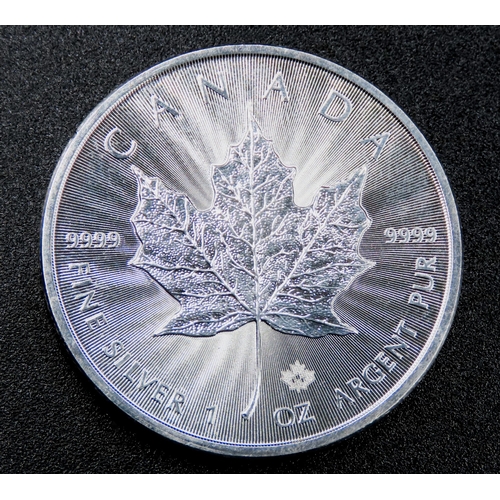 1716 - Canadian Pure Silver Maple Leaf Coin 1oz