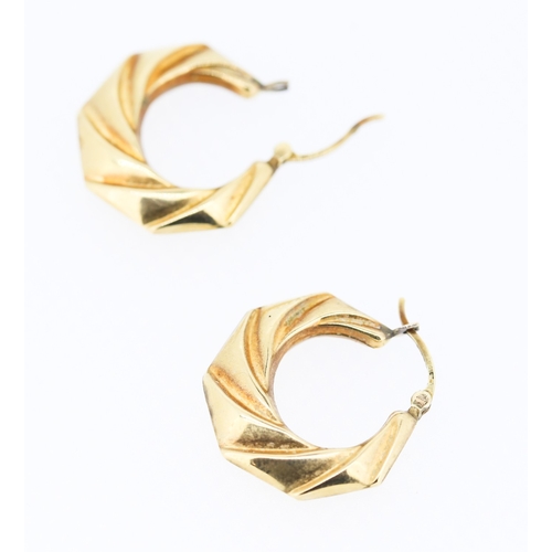 202 - Pair of 9 Carat Yellow Gold Ladies Fold-Over Motif Hoop Earrings 2.5cm High