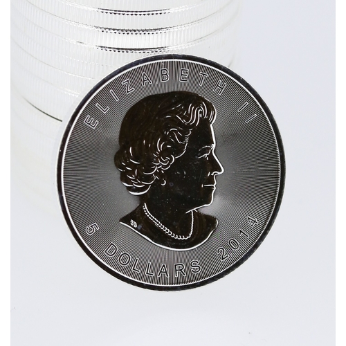 241 - Twenty Five 1 Ounce Fine 999.9 Silver Canada Maple Leaf Elizabeth II 2014 Five Dollar Coins in Origi... 