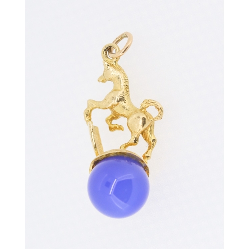 302 - Blue Agate Set on 9 Carat Yellow Gold Horse Motif Pendant 3cm High