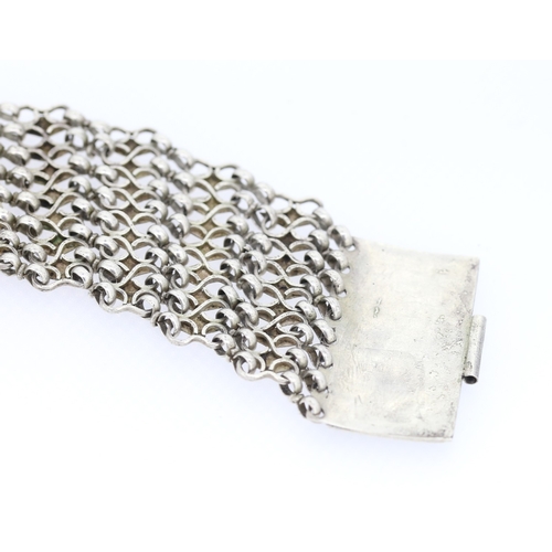 325 - Finely Detailed Silver Fancy Link Bracelet 18.5cm Long