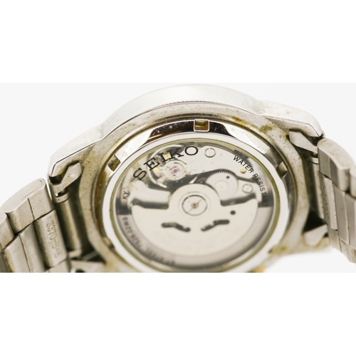 383 - Seiko Automatic 21 Jewels Gentleman's Wristwatch Day Date Aperture Glow in the Dark Numerals with Or... 