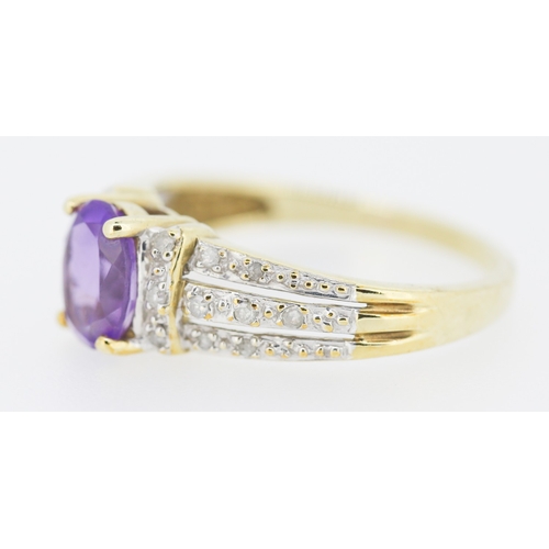 452 - Amethyst Set Ring with Diamonds Set to Shoulders and Band Mounted in 9 Carat Yellow Gold Ring Size R