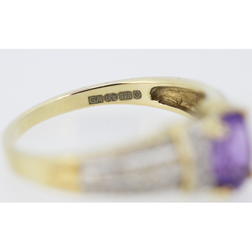 452 - Amethyst Set Ring with Diamonds Set to Shoulders and Band Mounted in 9 Carat Yellow Gold Ring Size R