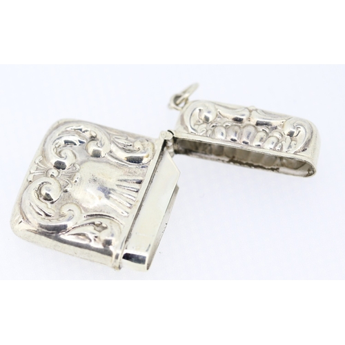 464 - Silver Stamp Case 3cm High