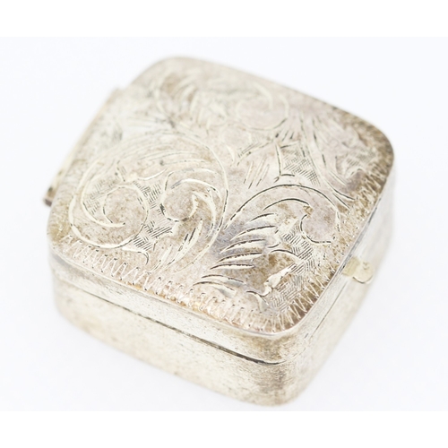 466 - Silver Pill Box Incised Detailing Hinged Cover 3cm by 3cm