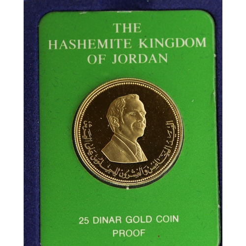 519 - 25 Dinar Gold Proof Coin The Hashemite Kingdom of Jordan The Silver Jubilee of King Hussen Minted at... 