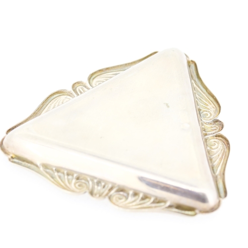 610 - Silver Triangle Form Table Dish 9cm by 9cm by 9cm