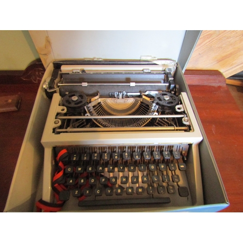 817 - Italian Vintage Typewriter with Carry Case