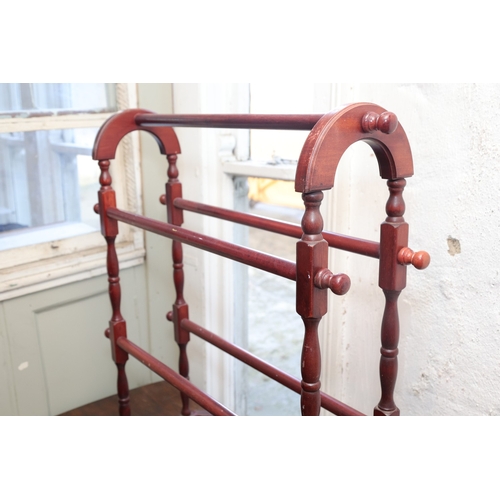 894 - Mahogany Towel Rail Approximately 28 Inches Wide x 32 Inches High