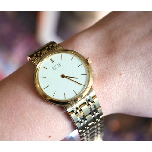 951 - Citizen Gentlemen's Gold Filled Wrist Watch with Original Box and Papers