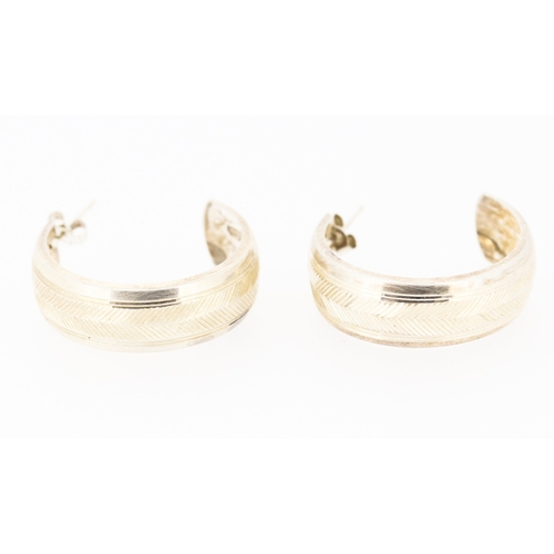 Pair of 9 Carat White Gold Hoop Earrings Incised Detailing 2.5cm High