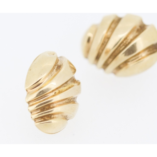 161 - Pair of Attractively Detailed 9 Carat Yellow Gold Shell Motif Earrings 2cm High