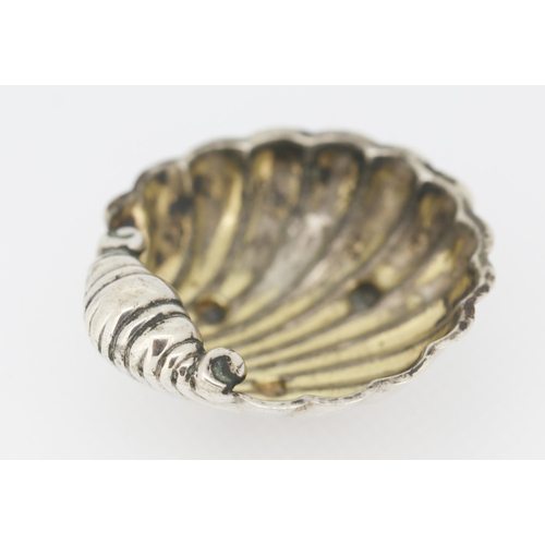 Irish Silver Scallop Shell Motif Table Salt 5cm Wide Hallmarked Alwright and Marshall Ltd , Dublin 1987