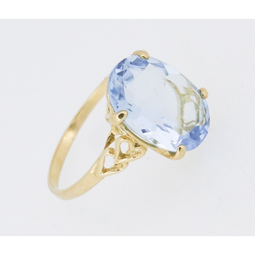 1 - Sky Blue Topaz Single Stone Set Ring Mounted in 9 Carat Yellow Gold Heart Motifs to Shoulders Stone ... 