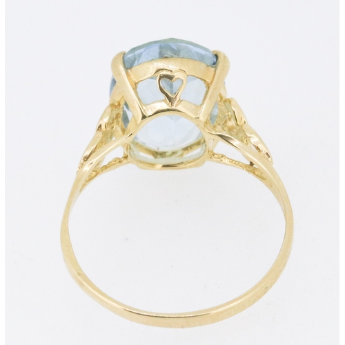 1 - Sky Blue Topaz Single Stone Set Ring Mounted in 9 Carat Yellow Gold Heart Motifs to Shoulders Stone ... 