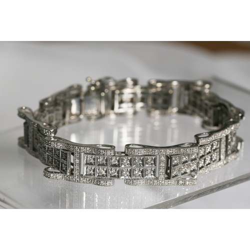 12 - Finely Detailed Diamond Cluster Set Fancy Link Bracelet Mounted in 9 Carat White Gold 21.5cm Long To... 