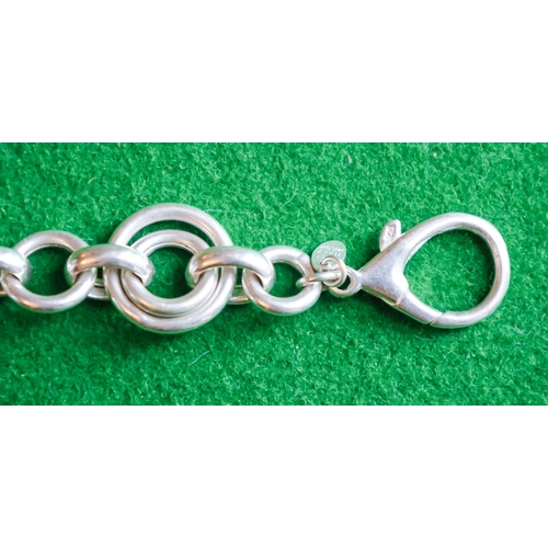 23 - Silver Ladies Bracelet Interlinking Form 19.5cm Long