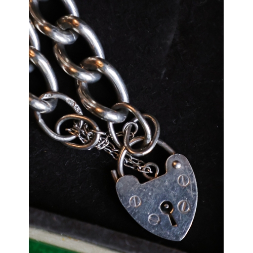 45 - Silver Ladies Bracelet Padlock Clasp Interlinking Form