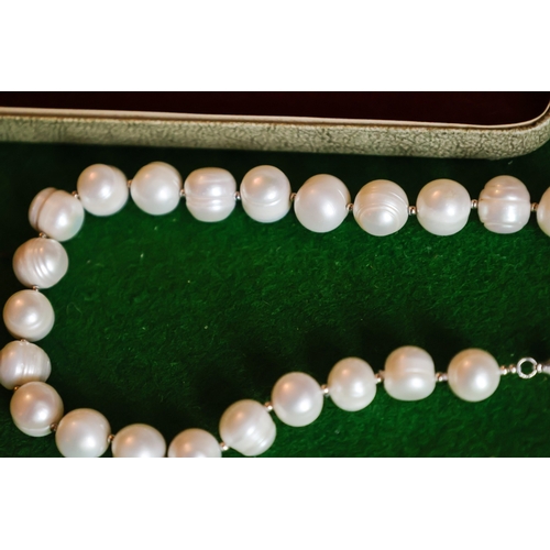 66 - Ladies Pearl Necklace of Attractive Graduated Form Silver Clasp 46cm Long