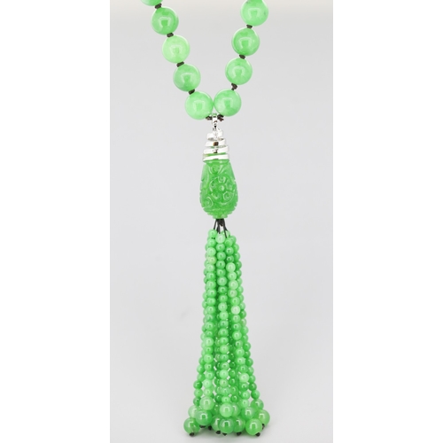 117 - Attractively Detailed 18 Carat White Gold Mounted Jade Fringe Form Removable Pendant Bead Necklace w... 