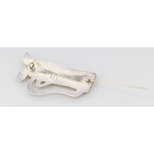 261 - Sterling Silver Golf Club Motif Brooch 6.5cm