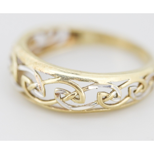 283 - Celtic Knot Motif Ring Mounted in 9 Carat Yellow Gold Ring Size U