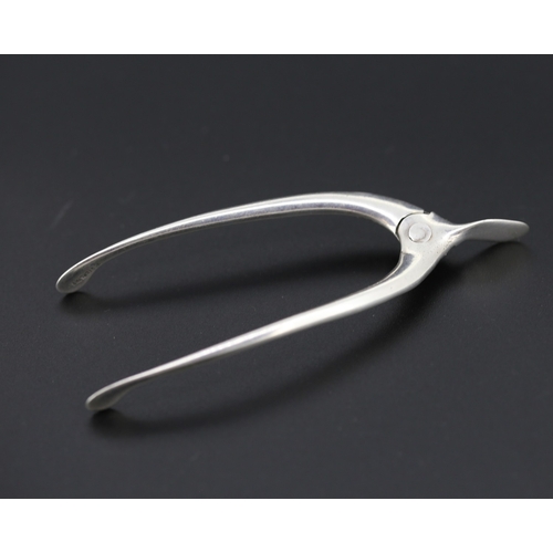 293 - Sterling Silver Wishbone Sugar Nips 9cm
