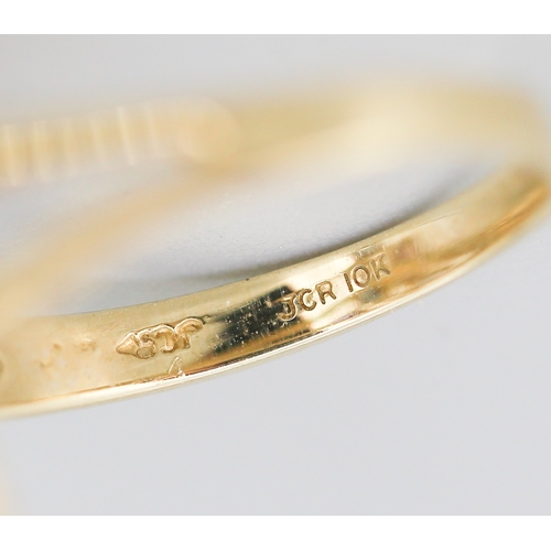 68 - Finely Detailed Iolite Set Floral Spray Cluster Ring Mounted in 9 Carat Yellow Gold Ring Size N