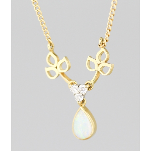72 - Finely Detailed Opal and Diamond Set Ladies Pendant Necklace Mounted on 18 Carat Yellow Gold Chain 4... 