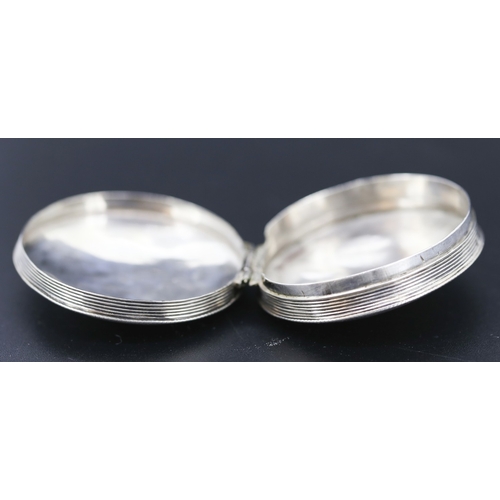 90 - Silver Circular Form Pill Box Shield Motif 5cm Diameter