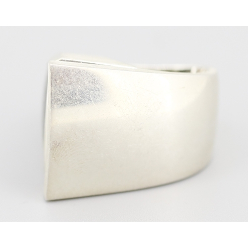 99 - Rutilated Quartz Set Single Stone Statement Ring Mounted in Silver Ring Size L