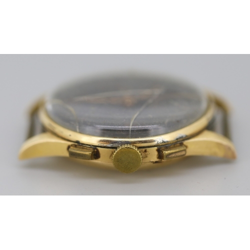 43 - 18 Carat Yellow Gold Cased Docker Chronograph Swiss Made Antimagnetic Watch