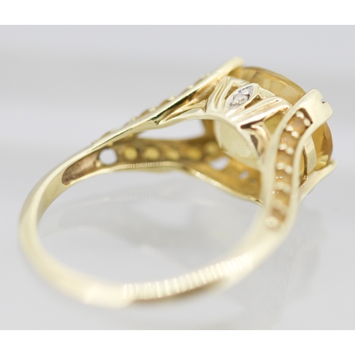 47 - Finely Detailed Citrine Set Ring with Diamond Inset and Further Citrine Set to Shoulders Mounted in ... 