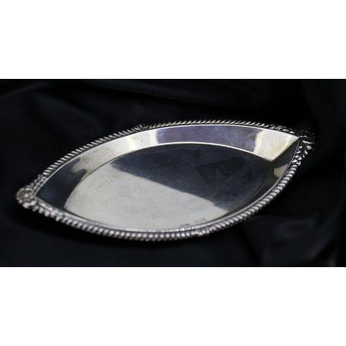 Irish Silver Bon Bon Dish Gadroon Border 18cm by 10cm Hallmarked Jewellery & Metal Manufacturing Co Ltd, Dublin 1977