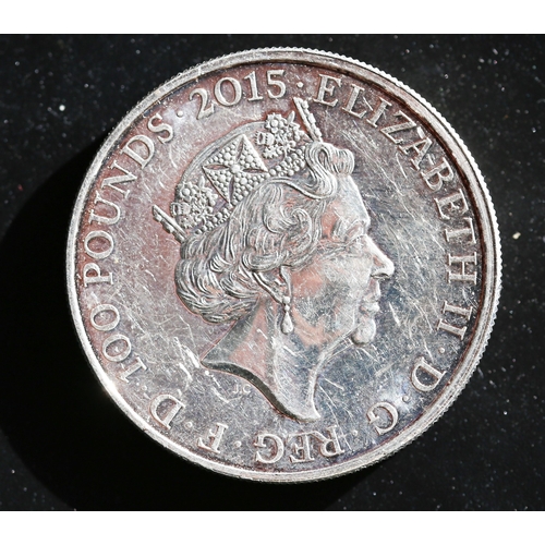 41 - 2 Ounce Fine Silver Commemorative 100 Pounds Coin Buckingham Palace Queen Elizabeth 2015