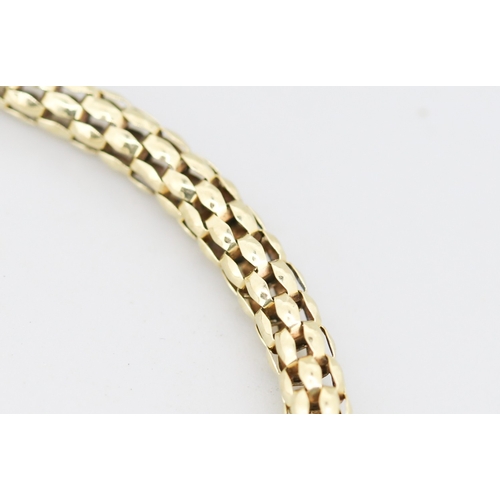 36 - 9 Carat Yellow Gold Venetian Link Bracelet 20cm Long
